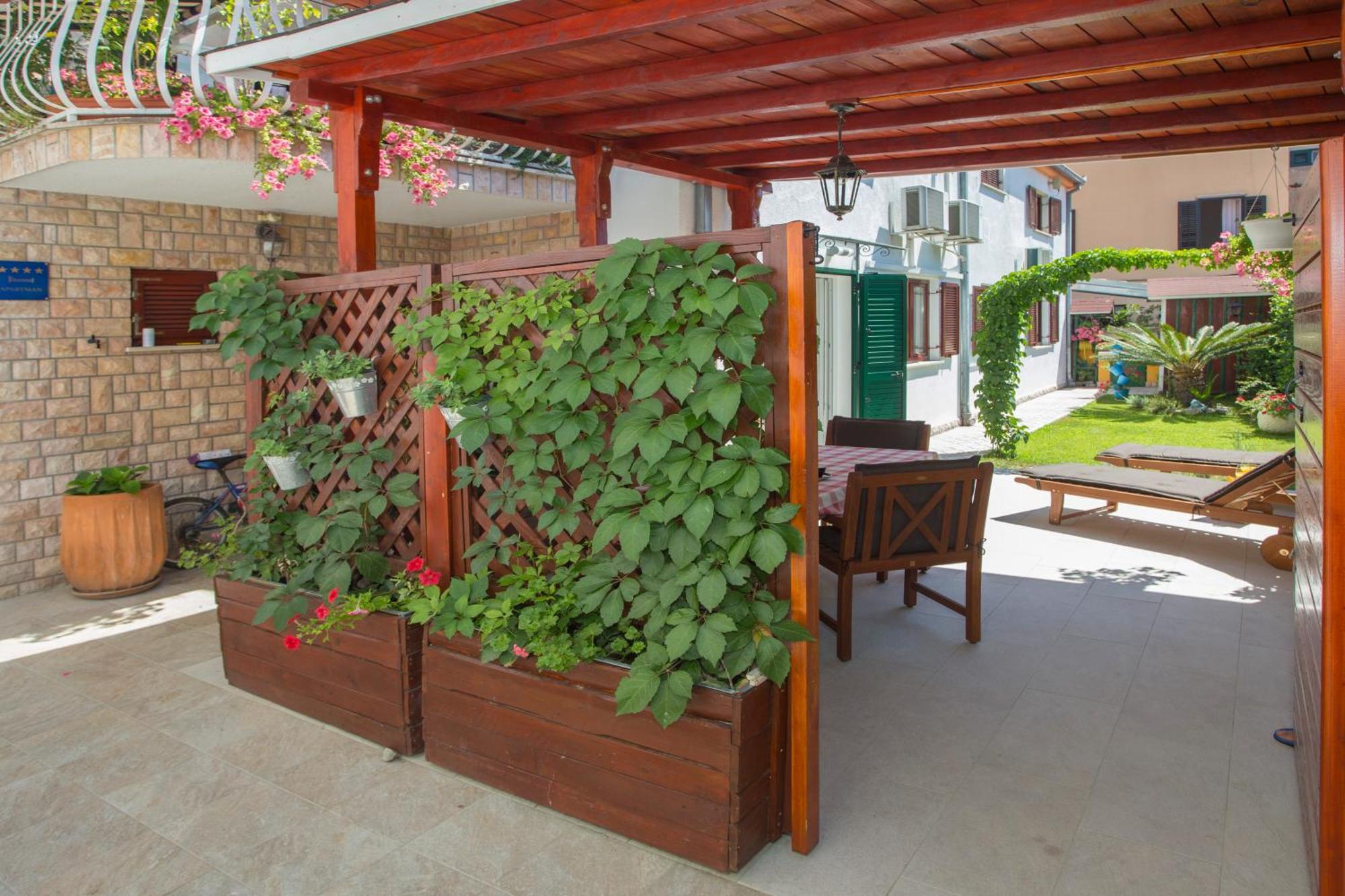 City Center Apartment Kadena Σπλιτ Εξωτερικό φωτογραφία